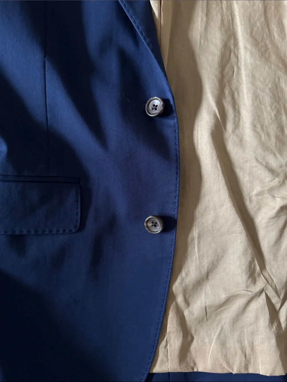 Bonobos two button